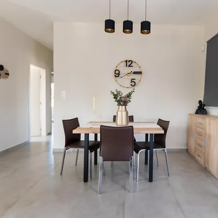 Newly Built With Garden, 400m To Holiday home Kokkini Hani